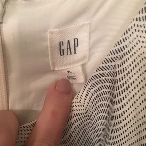 Gap sleeveless belted dress